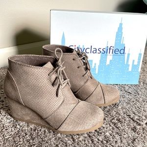 Suede Wedge✨NEW